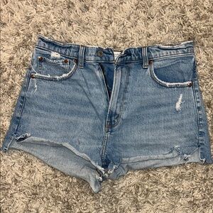 Abercrombie High-Rise Mom Short